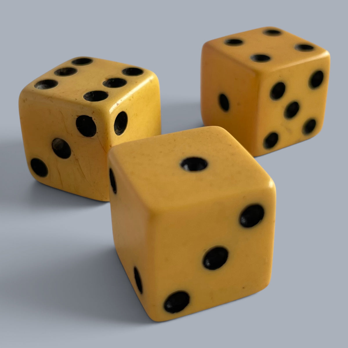 Bakelite Dice