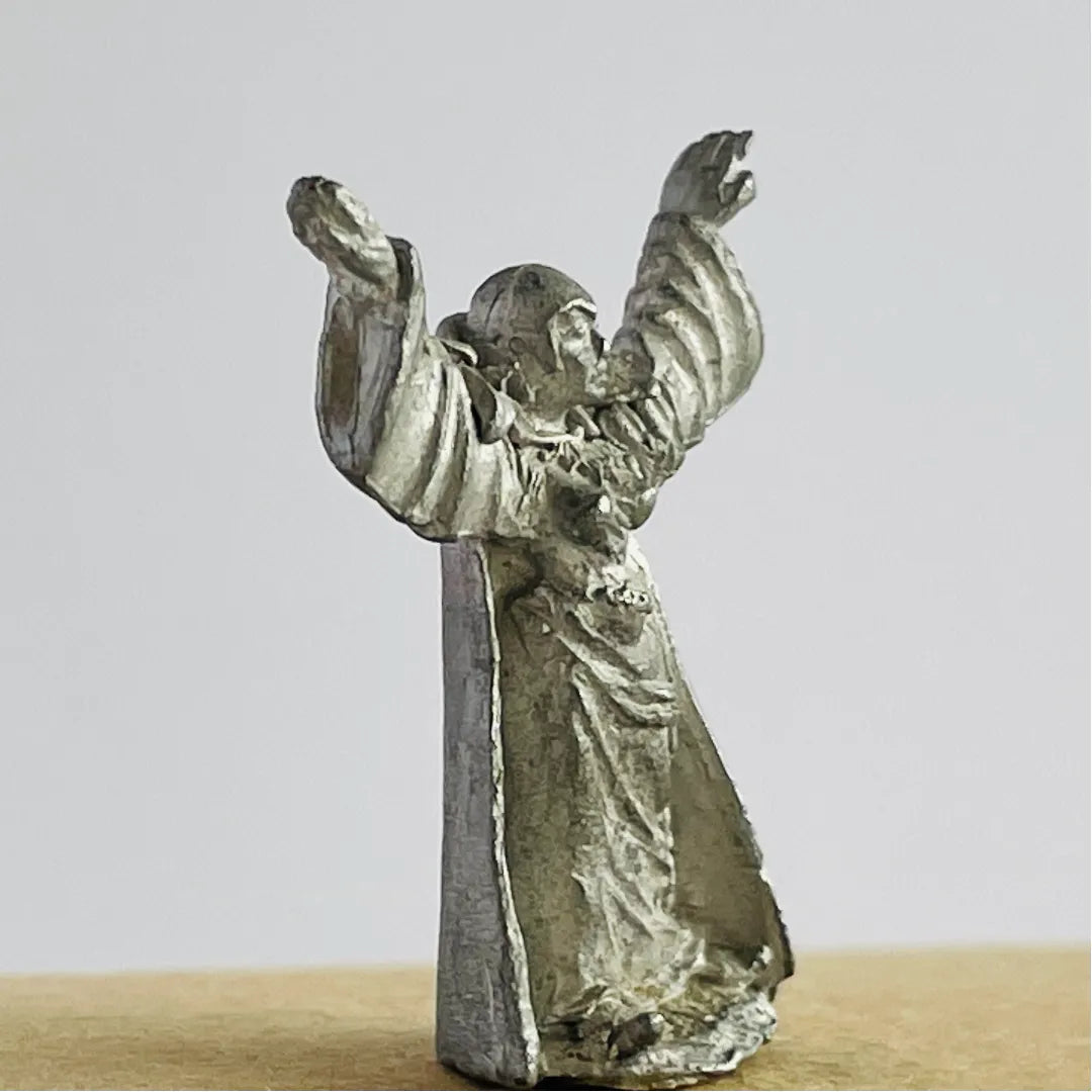 Female Illusionist 5001 (t) Dungeon Explorers Grenadier